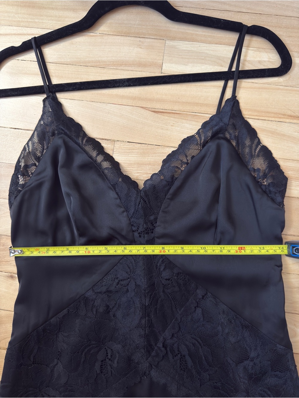 GUESS Black Satin & Lace Mini Dress – Size S - Picture 7 of 8